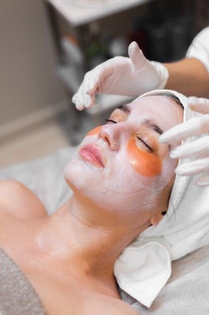 Curso de Cosmiatría Profesional